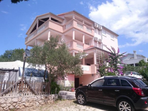 Apartments & Rooms Marela